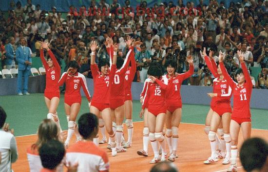 中国女排以多少战胜美国(中国女排战胜美国队了吗?) 中国女排以多少战胜美国(中国女排战胜美国队了吗?)