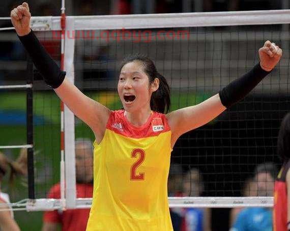 全程直播朱婷回中国女排家（女排朱婷喊拿回来的那场比赛视频）