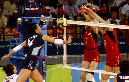 中国女排对战日本拦网（中国女排对战日本拦网比赛）