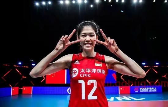 中国女排主攻李盈莹朱婷（中国女排主攻李盈莹朱婷是谁）