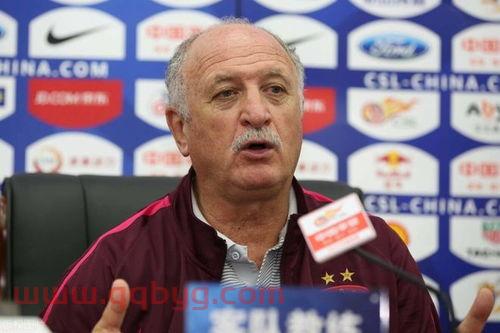 执教国家队主教练(国家队主教练平时干什么)