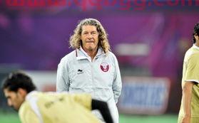 卡塔尔国家队主教练照片(卡塔尔国家队主教练照片图片)